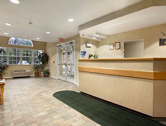 Travelodge Стърбридж Екстериор снимка